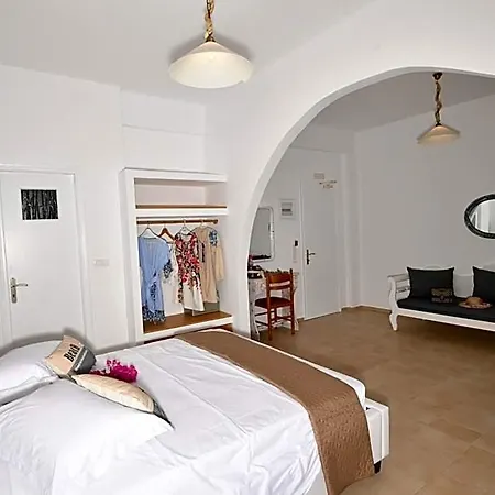 Philoxenia & Hotel 3*