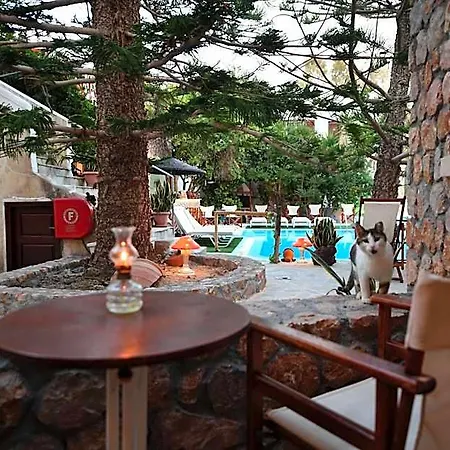 Hotel Philoxenia & 3*