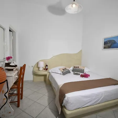 Szálloda Philoxenia &