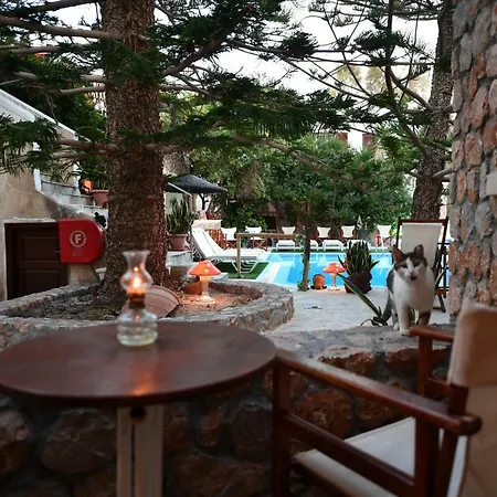 Philoxenia Hotel&studios