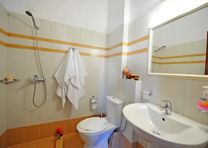 Philoxenia Hotel&studios Perissa (Santorini)