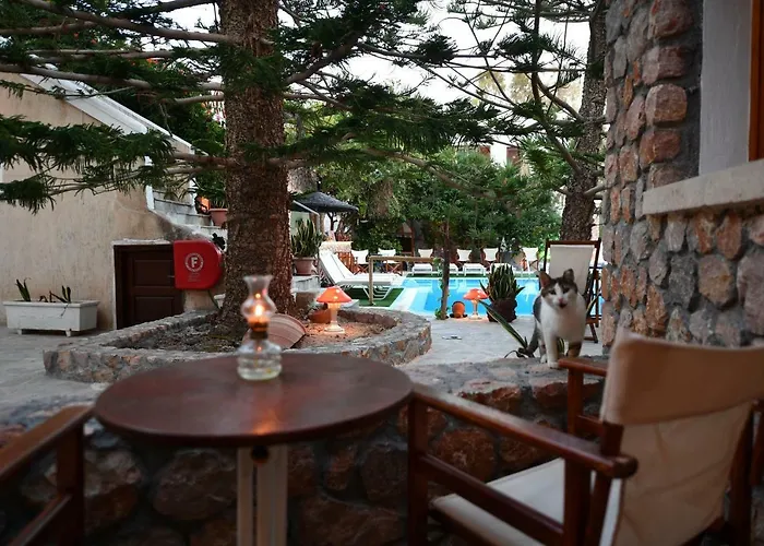 Philoxenia Hotel&studios