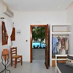 Hotel Philoxenia Hotel&studios