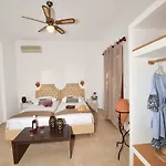Philoxenia Hotel&studios 3*