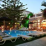 Hotel Philoxenia Hotel&studios 3*