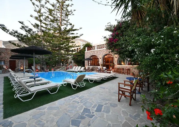 Philoxenia & 3* Perissa (Santorini)